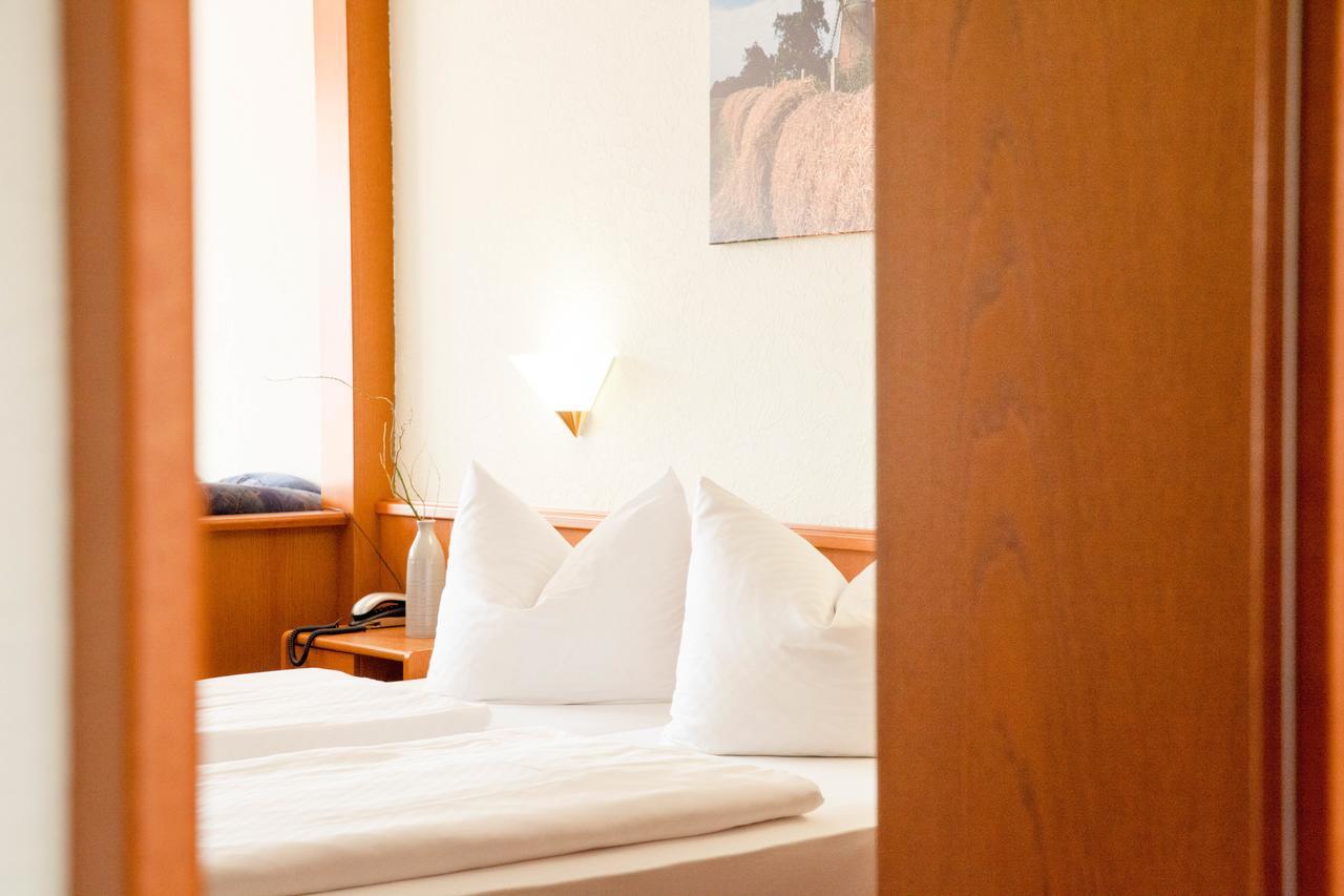 Hotel Am Meilenstein Dunkelforth المظهر الخارجي الصورة